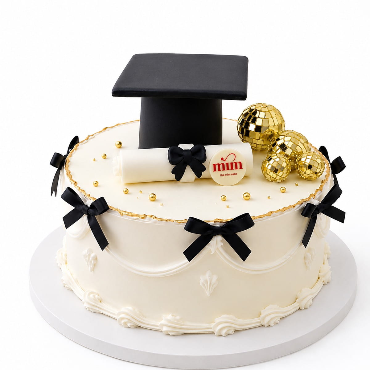 WhatsApp Image 2026-06-08 at 5.19.26 AM Golden Graduate Cake - Image 1
